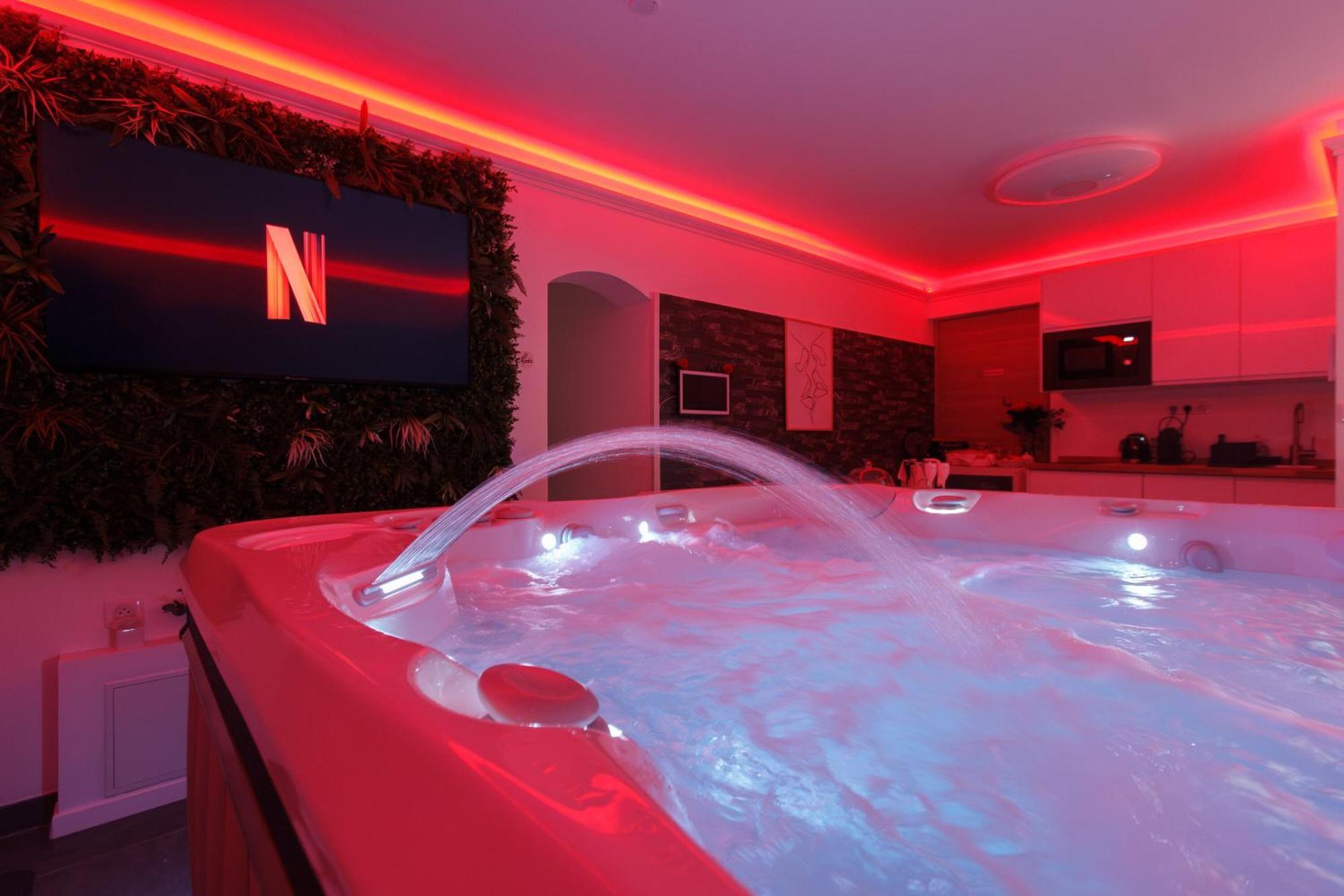 Casa Amor & Spa, Appartement Suite Jacuzzi & Piscine Chauffee Montfort-sur-Argens Kültér fotó